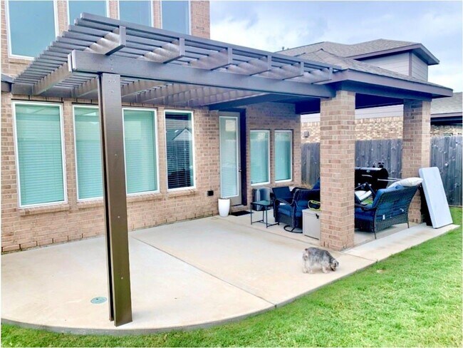 Building Photo - 4310 Maytree Ln