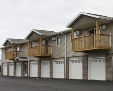 Building Photo - Meadow Springs