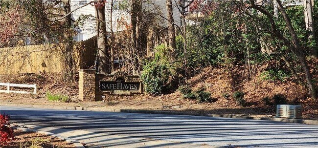 Building Photo - 3825 Jackson Shoals Ct SW