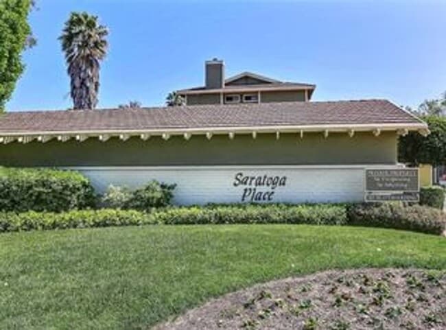 Building Photo - Beautiful Two-Story Condo With Pool, Hot T...