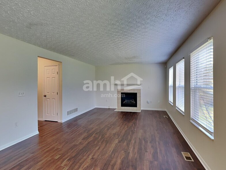 Building Photo - 857 Cedar Run Dr