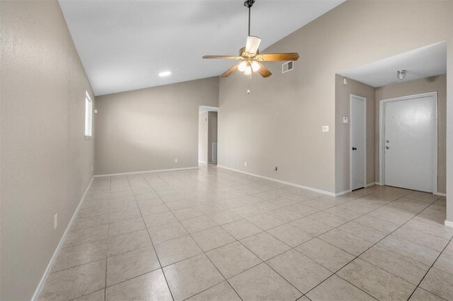Building Photo - 1106 Ravenscourt Dr
