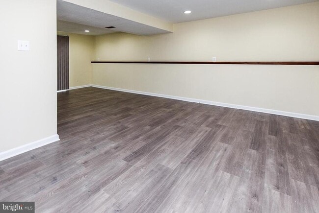 Building Photo - 6584 Madrigal Terrace