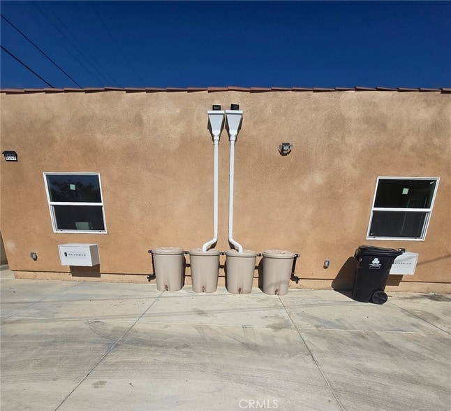 Building Photo - 6008 Kansas Ave
