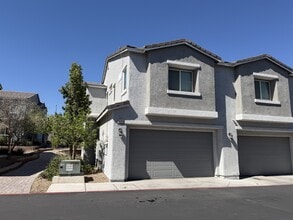 Building Photo - 4495 Vigny St