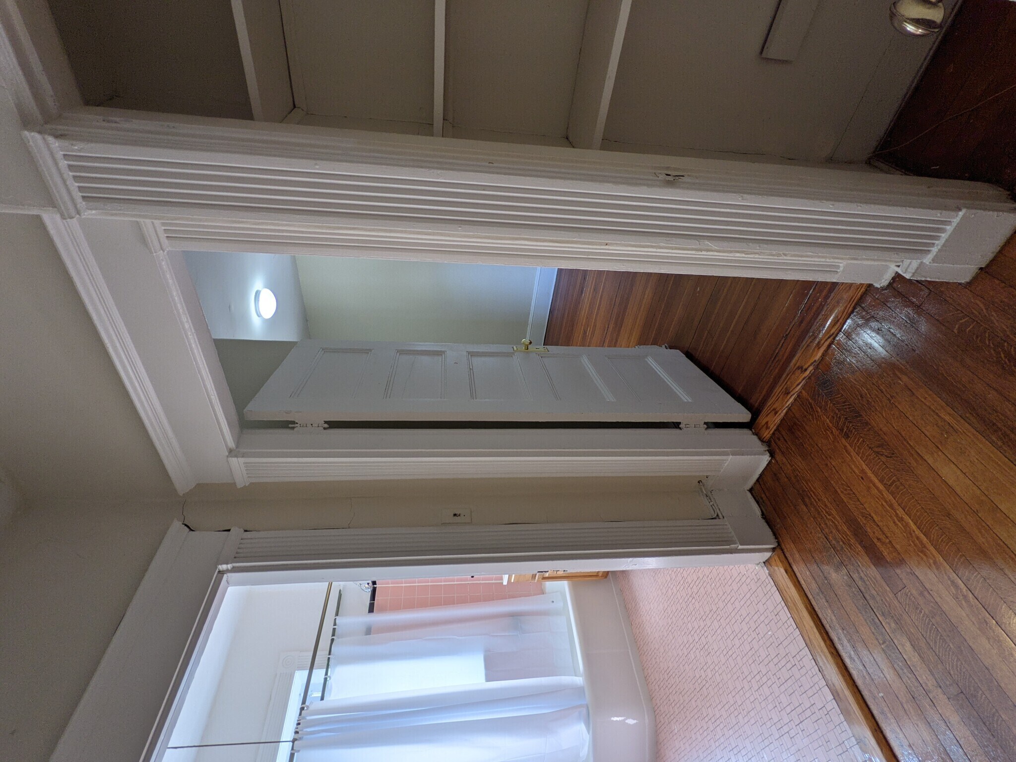 Building Photo - 1595 Beacon St