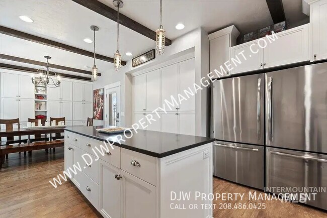 Building Photo - 10979 W Leilani Dr