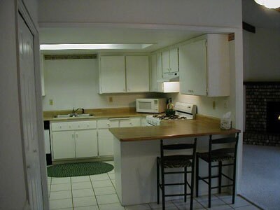 Building Photo - Beautiful Lakewood Village Condo