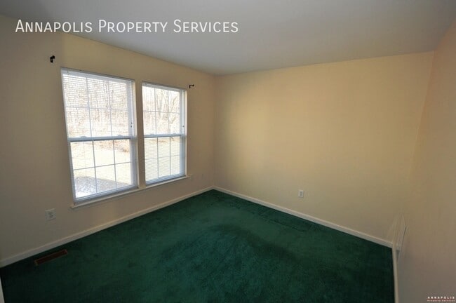 Building Photo - 7 Woodbent Dr