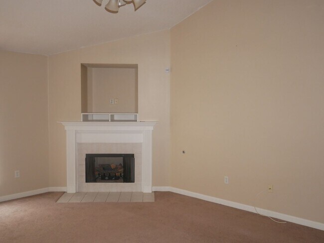 Building Photo - 7747 Mary Payton Dr