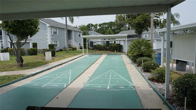 Building Photo - 7704 Hillside Ct