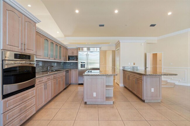 Building Photo - 8281 SW 84th Terrace