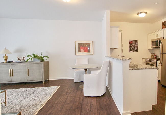 Building Photo - Pinnacle Living at Forts Ferry