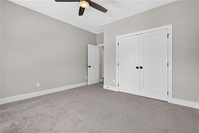 Building Photo - 203 Grady Burrell Dr