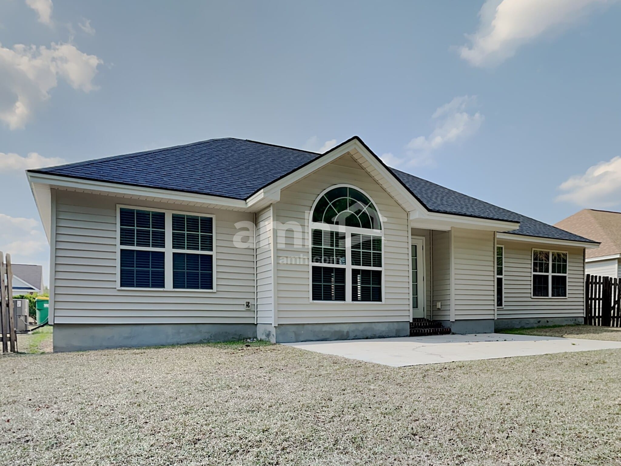 Building Photo - 159 Arbor Village Dr