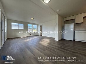 Building Photo - 206 128th St S