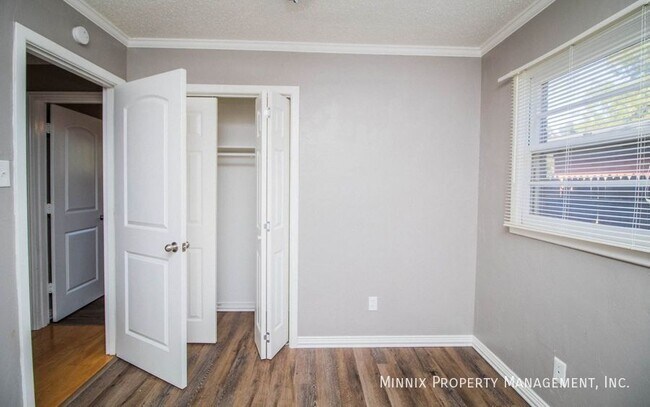 Building Photo - 5209 15th St