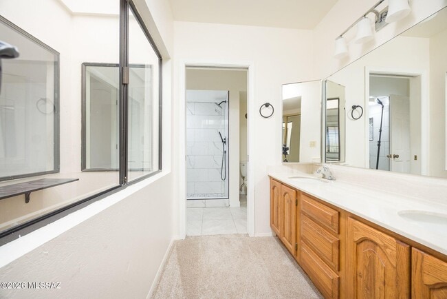 Building Photo - 2284 W Paseo Cielo