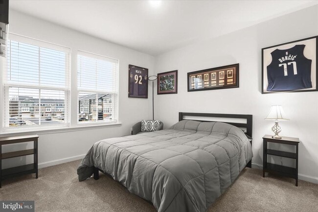 Building Photo - 1624 Aster Ln