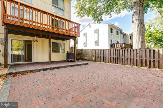 Building Photo - 9836 Sweet Mint Dr