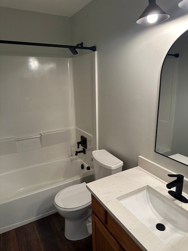 Building Photo - 1665 S Candlestick Way
