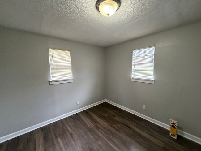 Building Photo - 4169 Double Tree St