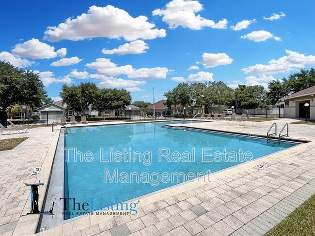 Building Photo - 8814 Sandy Plains Dr