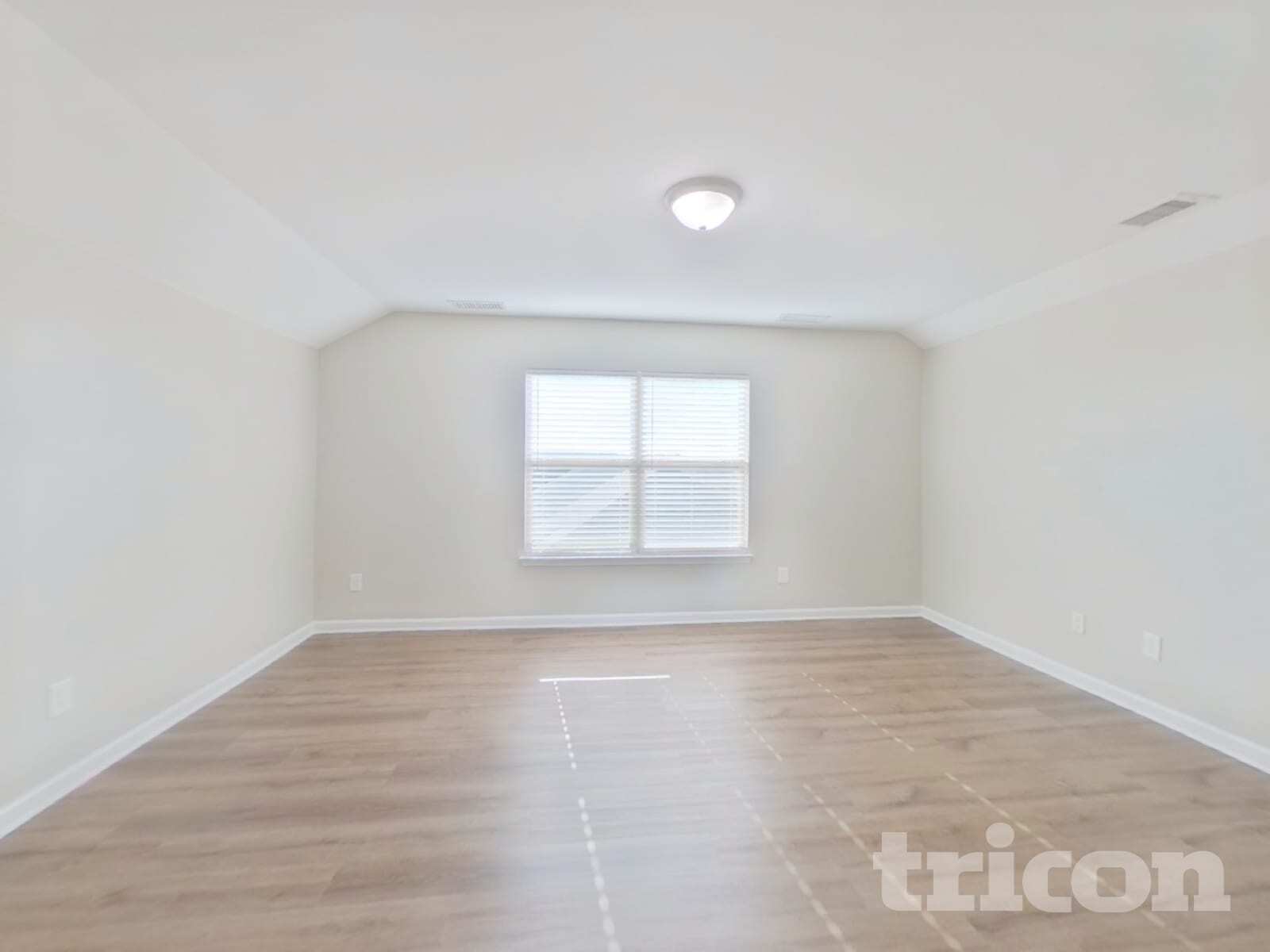 Building Photo - 3019 Burgess Dr