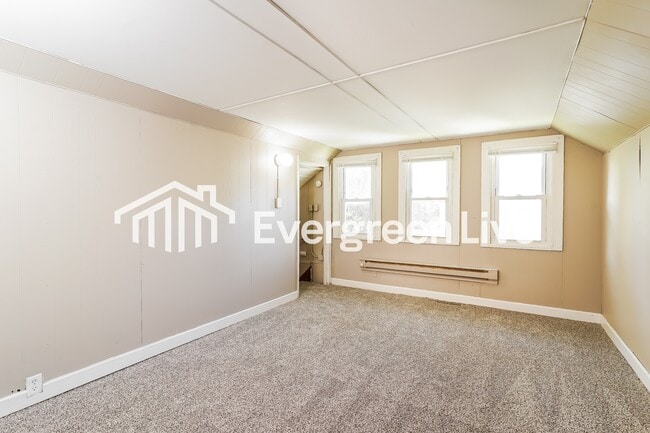 Building Photo - 2523 N 50th St