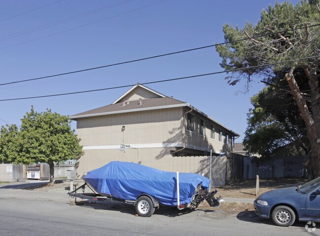 Building Photo - 775 Elkington Ave