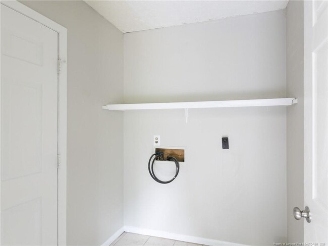 Building Photo - 6714 Seaford Dr
