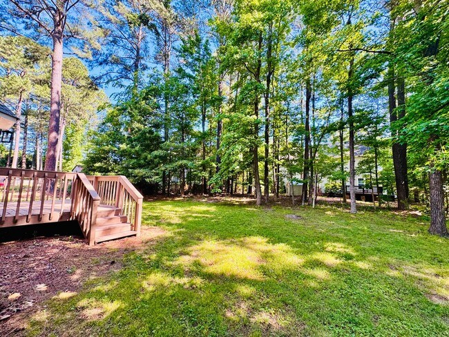 Building Photo - Charming & Spacious 3-Bedroom Home Just Mi...