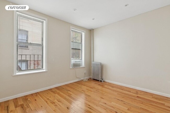 Primary Photo - 175 Claremont Ave