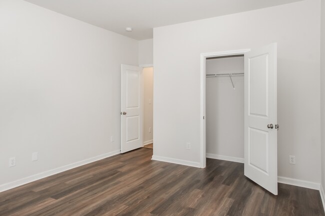 Building Photo - 189 Cherry Laurel Dr