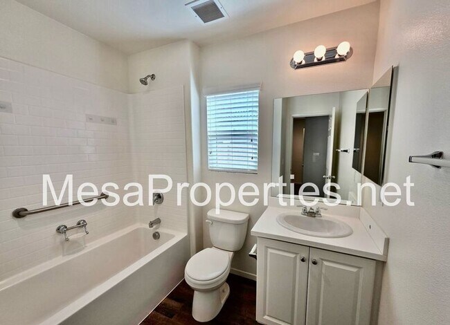 Building Photo - 10574 Pampas Ct