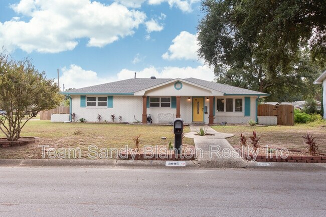 Primary Photo - 3995 Tom Ln Dr