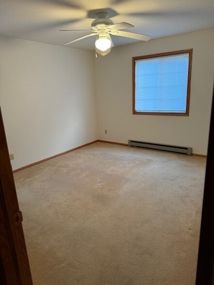 Building Photo - 318 Humar St