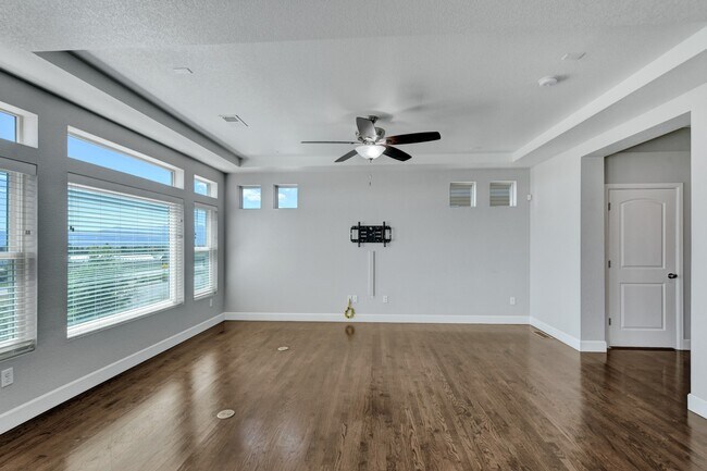 Building Photo - 8351 Longleaf Ln