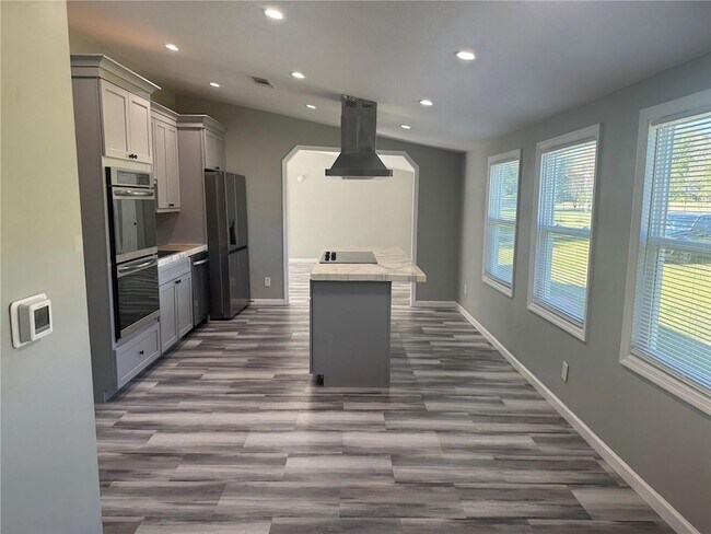 Building Photo - 31326 Tyndall Rd