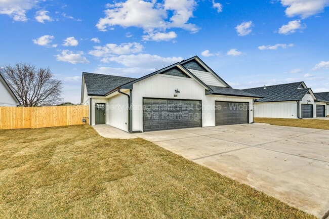 Building Photo - 3521 W 45th St S