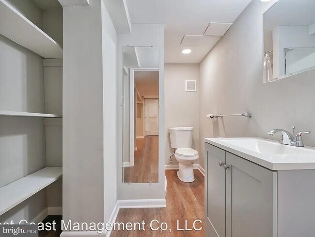 Building Photo - 917 N Calvert St