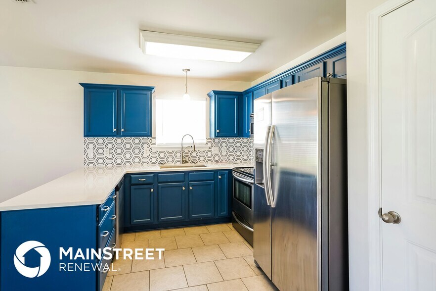 Building Photo - 1351 Lone Oak Rd