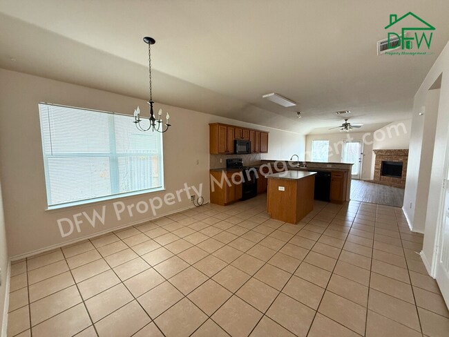 Building Photo - Beautiful 4-Bedroom Home with Scenic Backyard for Lease in Mesquite!