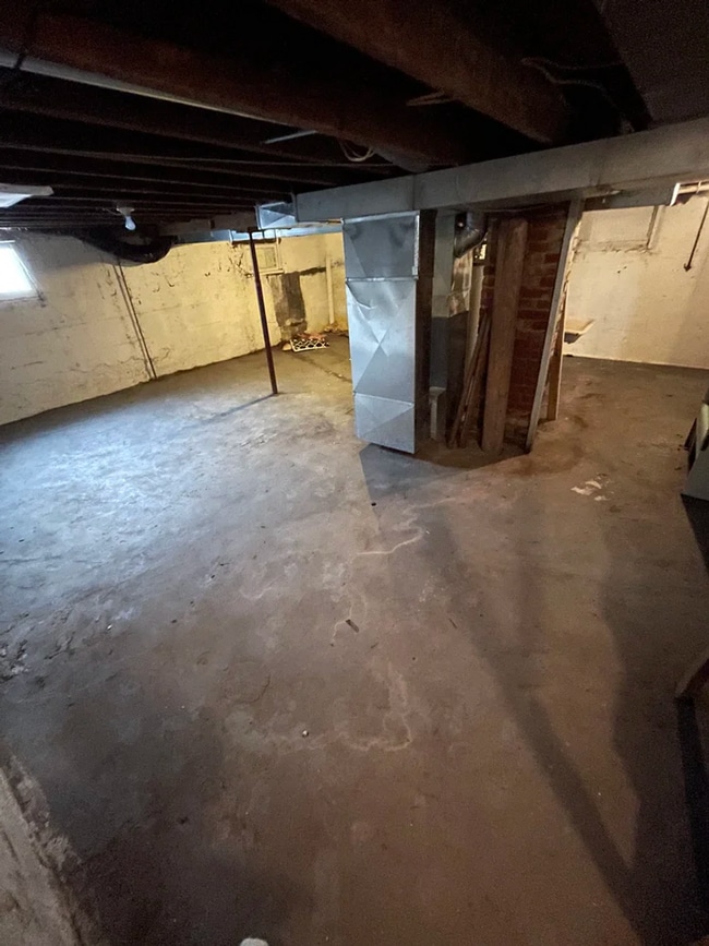 Building Photo - Click the “Apply Now” button or email wapmrentals@gmail.com for a prompt response.