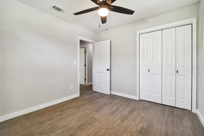 Building Photo - 535 W Palmeden Dr