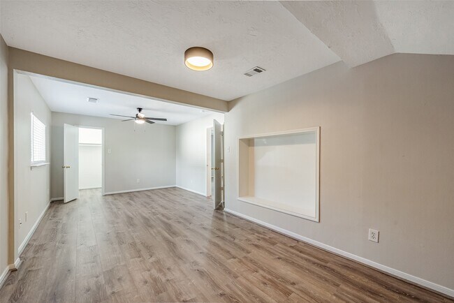 Building Photo - 5115 Cherrywood Ct