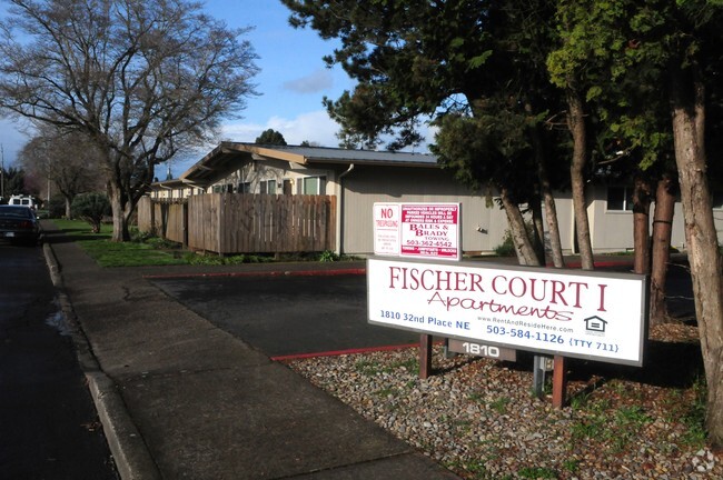 Primary Photo - Fischer Court Apartments