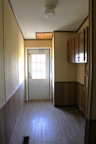 Building Photo - 8644 Dustin Dr