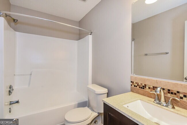 Building Photo - 310 Barshay Dr