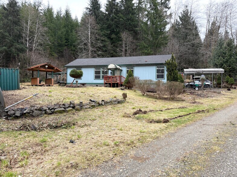 Building Photo - 110 Puyallup Dr